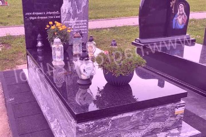 Charming Sorceress slot game