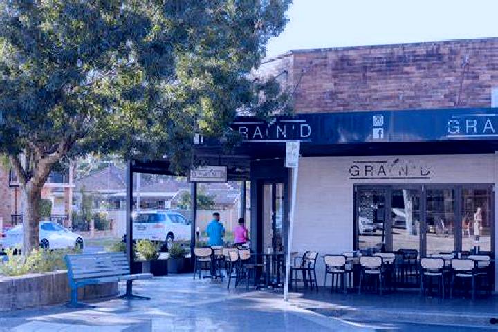 Coyote Crash slot