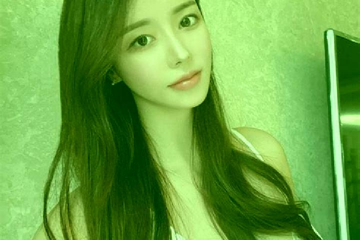 Joker Lanterns Hold and Win online slot