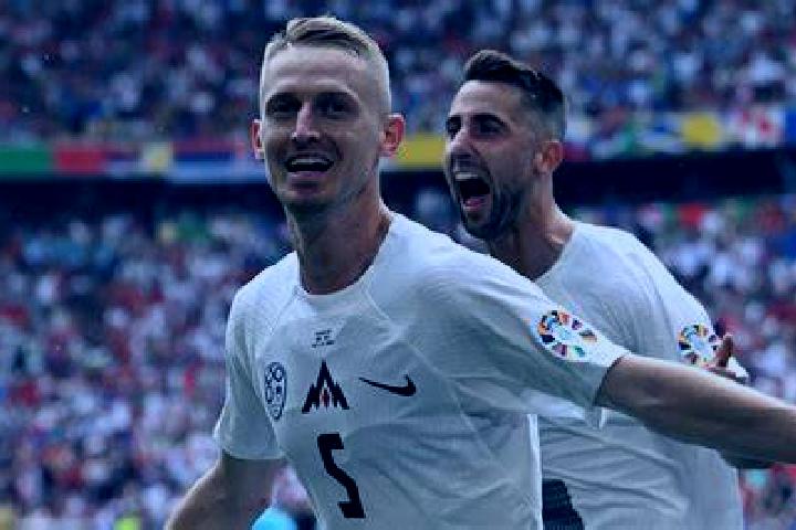 Treasury Piglet slot